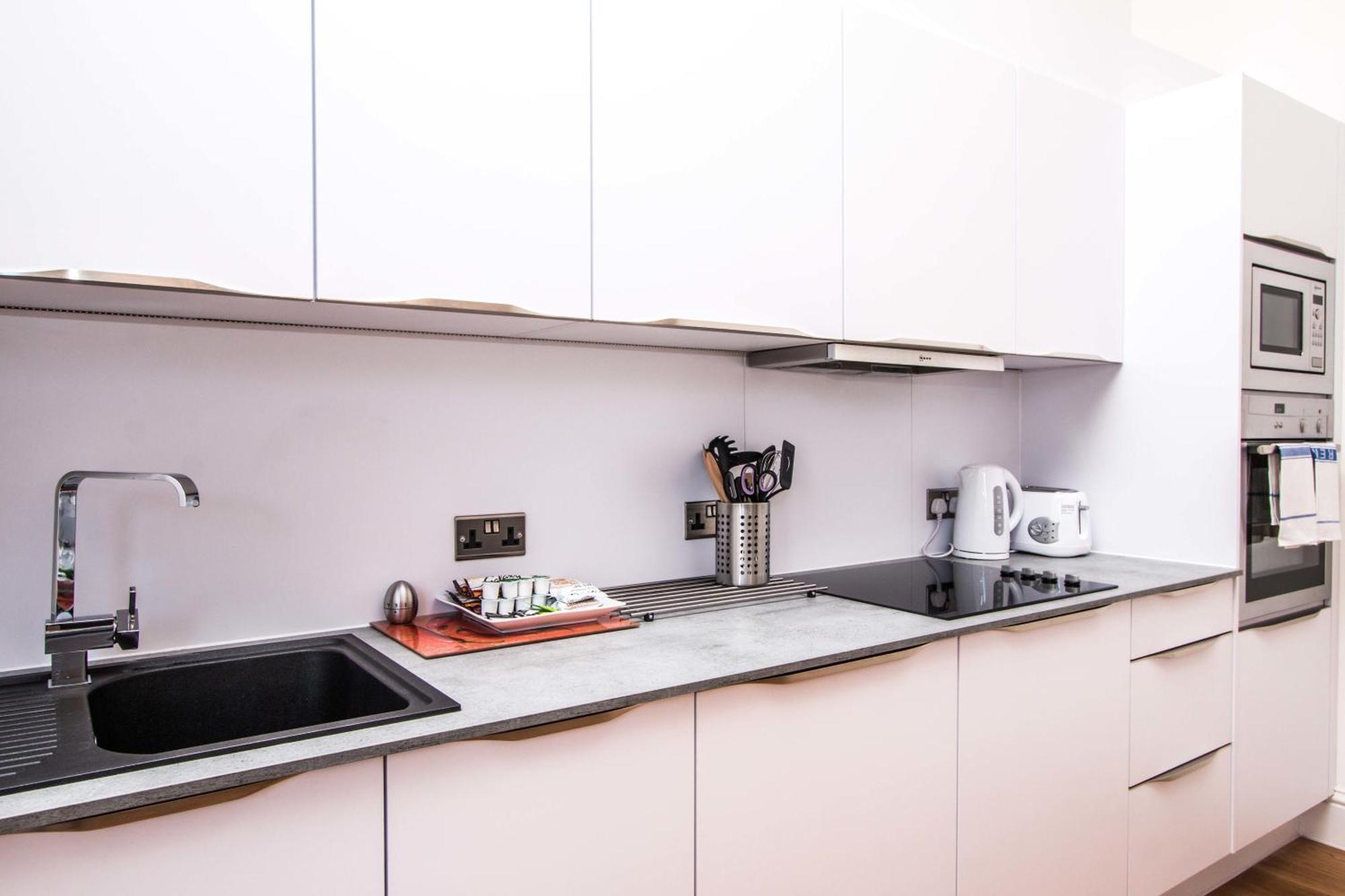 Appartamento Beaufort House From Your *